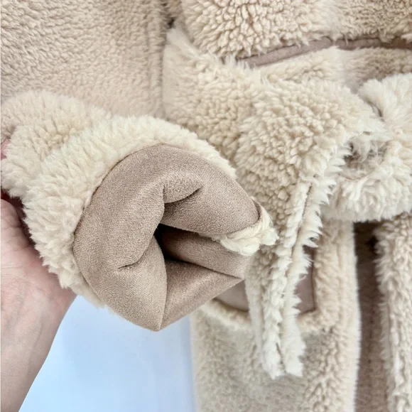 AKIRA REVE BORG TRENCH COAT - Picture 11 of 16